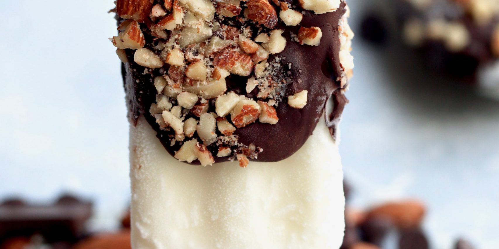 caitsplate blog post 1 chocolate almond coconut fruit bar